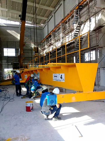 รับออกแบบพร้อมติดตั้งเครนอุตสาหกรรม